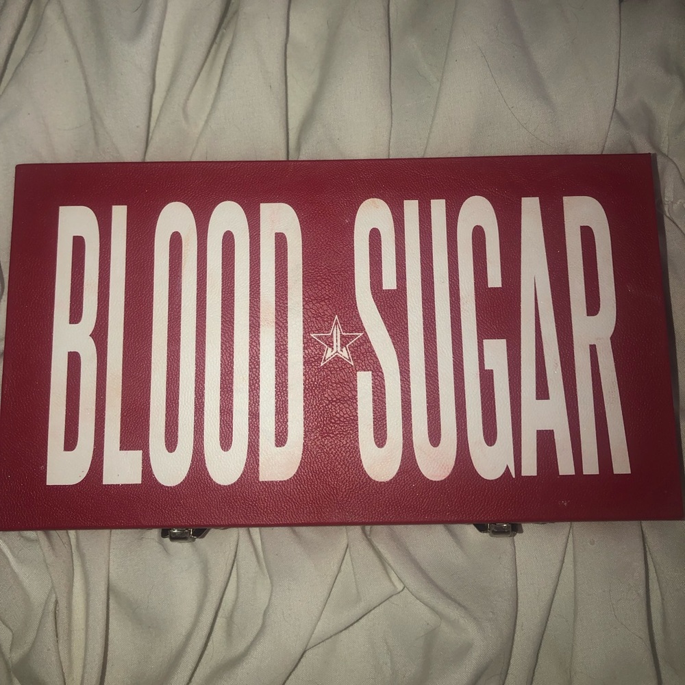 Blood sugar eyeshadow palette By Jeffree Star
